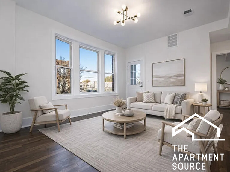 Chicago Condo: 3749 West School Street