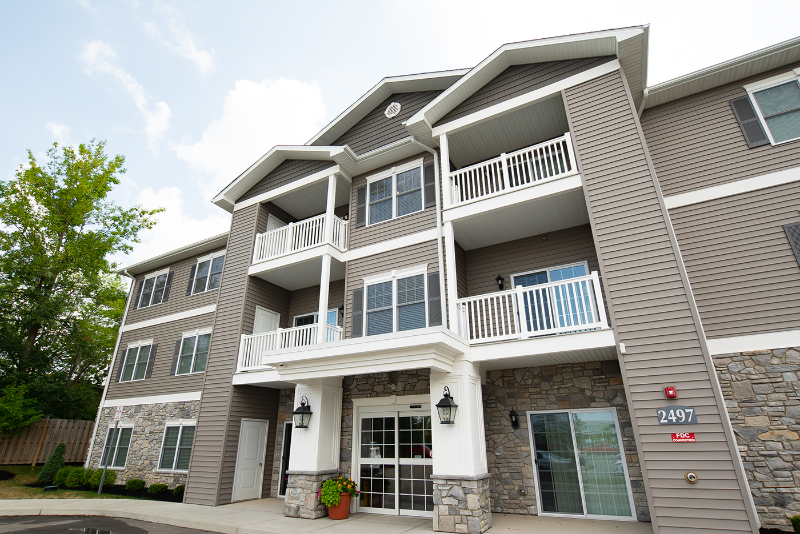 Buffalo House: 2493 Sweet Home Rd