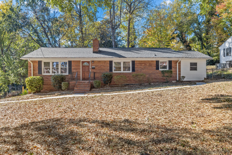 Winston Salem House: 1200 Lockland Ave