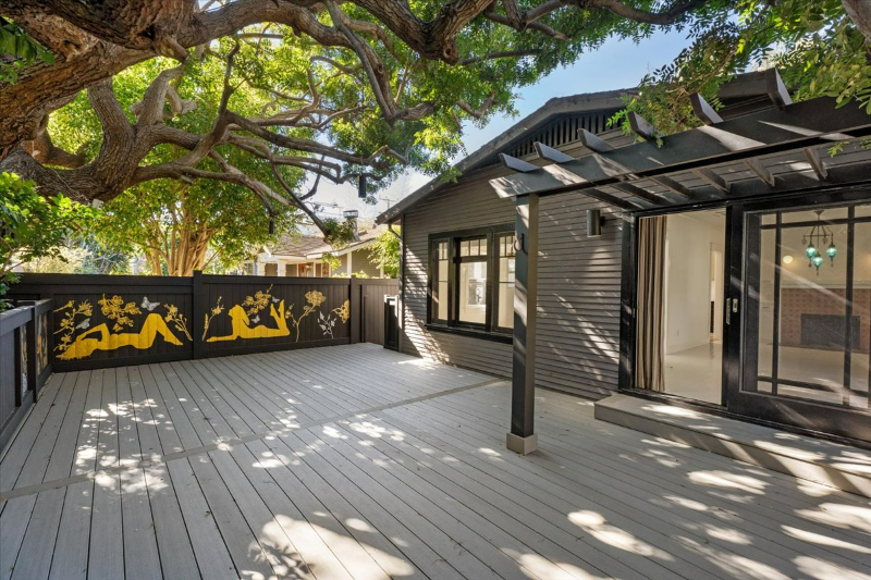 Venice Multiplex: 945 Marco Place