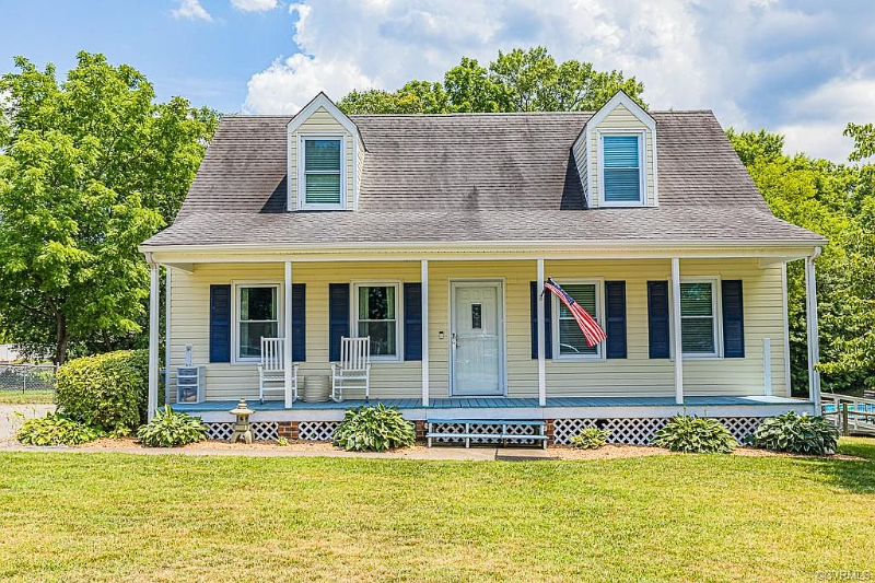 Mechanicsville House: 6492 Marie Ln