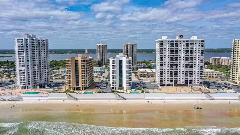 Daytona Beach Condo: 3013 Atlantic Ave