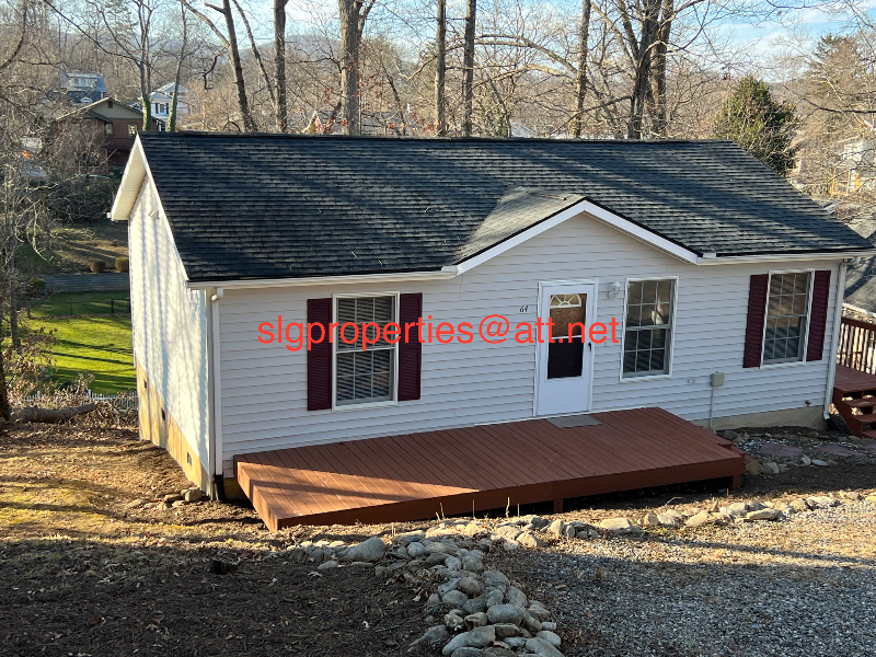 Asheville House: 64 Mardell Circle