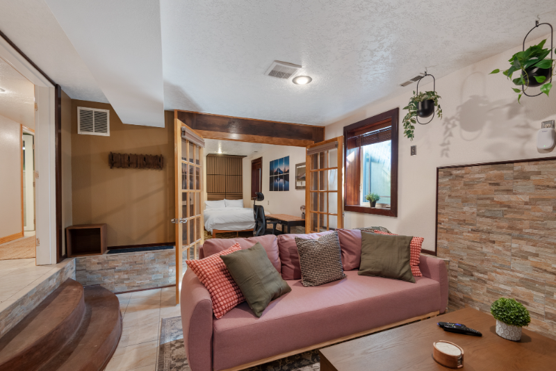 Portland House: 3950 NE Garfield Ave