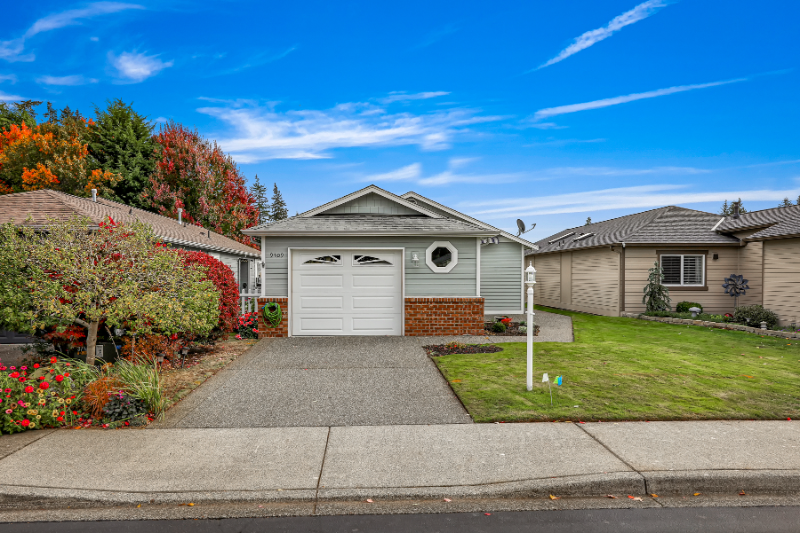 Marysville House: 9309 45th Dr NE