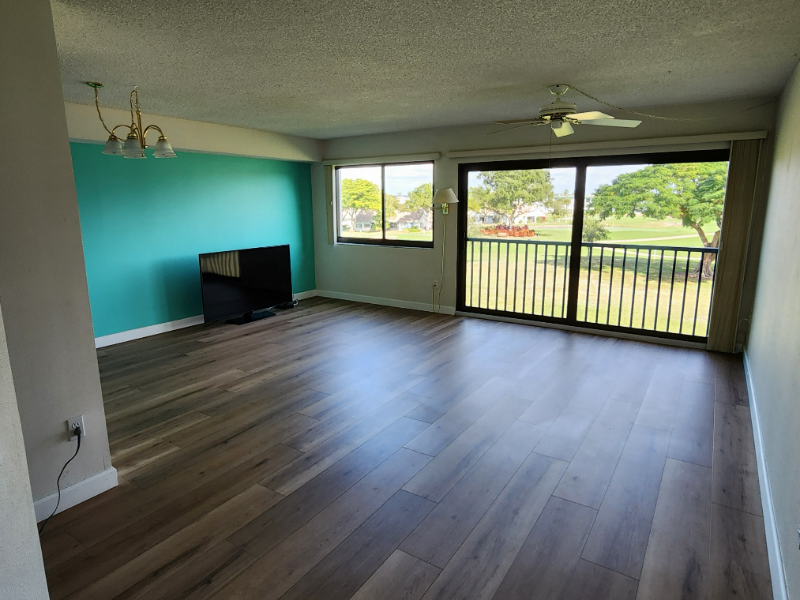 Fort Myers Condo: 7406 Lake Breeze Dr,