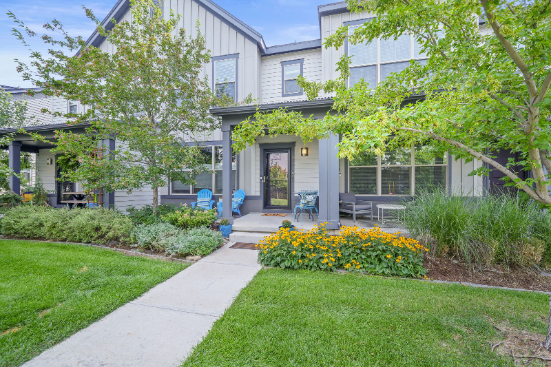 Aurora Townhome: 11185 E 25th Ave
