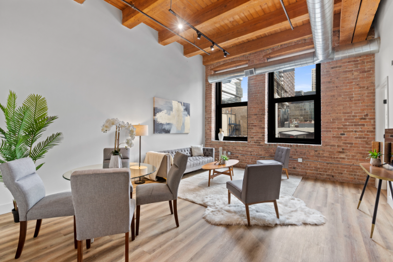 Chicago Condo: 143 W Ohio St