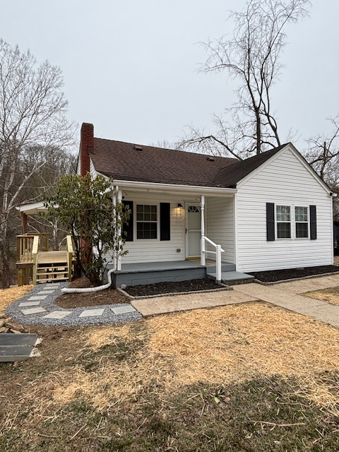 Nitro House: 6 Red OaK