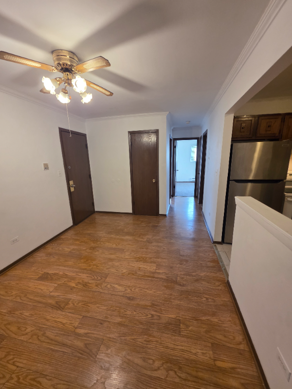 Palatine Apartment: 1525 Norway Lane