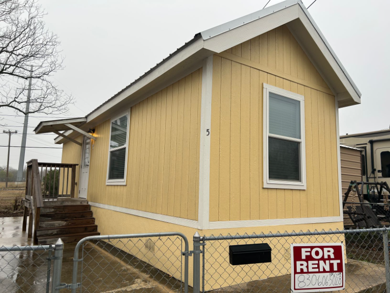 Windcrest Other: 5215 Crestway Rd