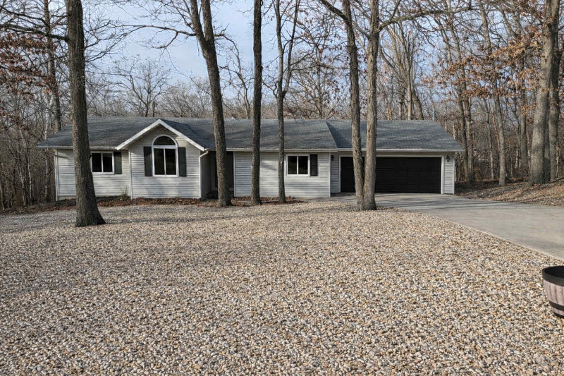 Lake Ozark House: 83 Verbena Rd