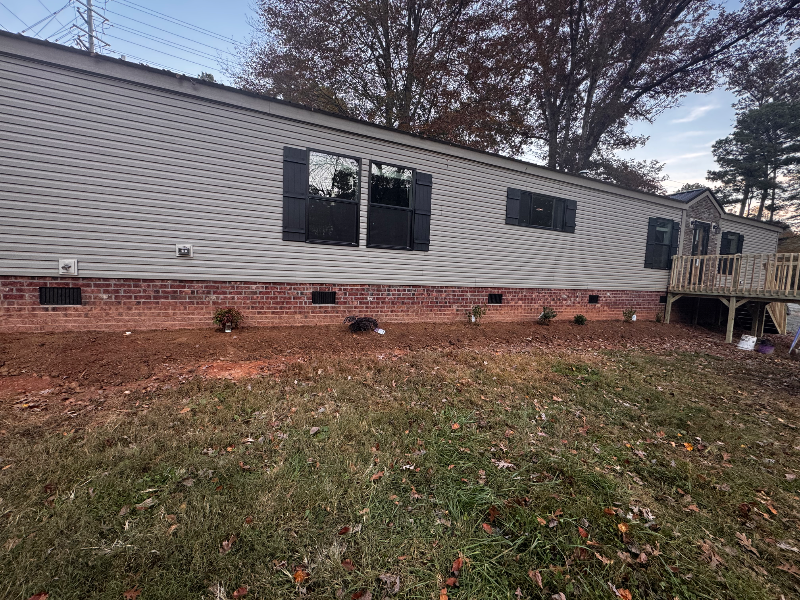 Central House: 104 Waccamaw Ln