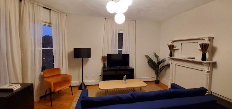 Boston Apartment: 101 Calumet Street