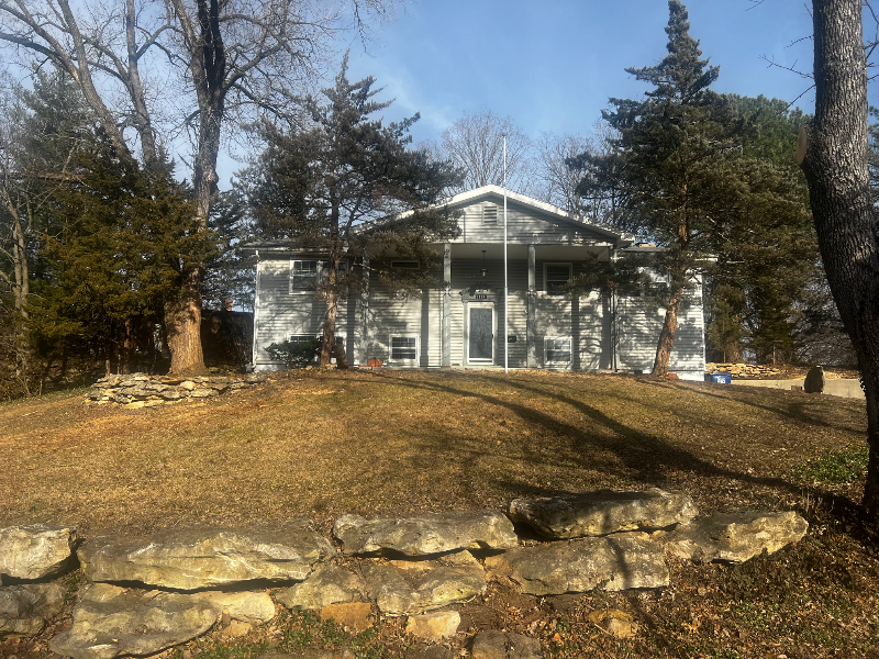 Lawrence House: 1054 Wellington Rd