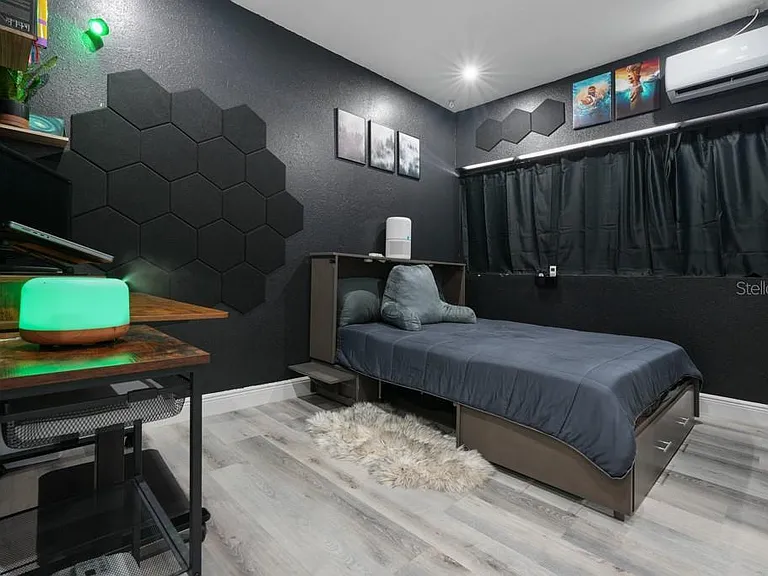 Tampa Apartment: 4501 Bray Rd,