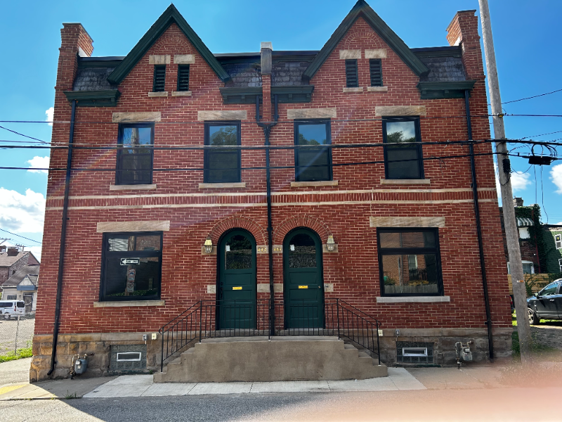 Pittsburgh Townhome: 845 Spring Garden Ave