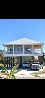 St. Joe Beach House: 224 Court St