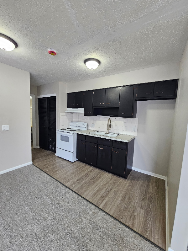 Canton Apartment: 1400 Yale Ave