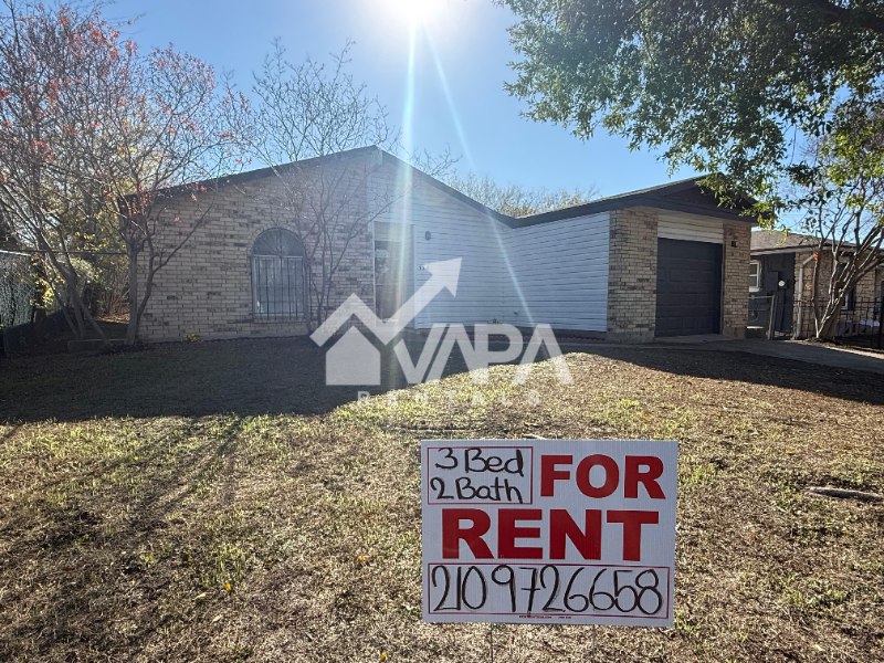 San Antonio House: 538 MADDUX ST