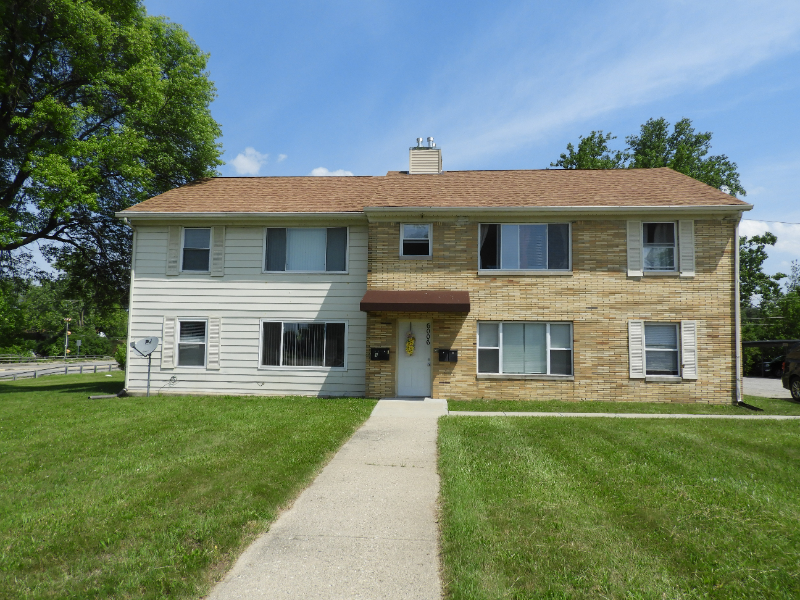 Indianapolis Apartment: 6006 Dickson Rd