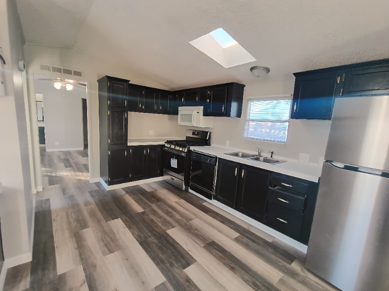 Centralia House: 72 Deerwood Park