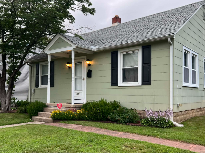 Camden House: 215 Willow Avenue