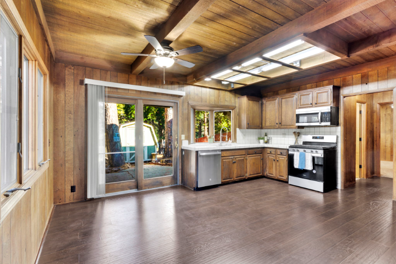 Running Springs House: 31502 Onacrest Dr