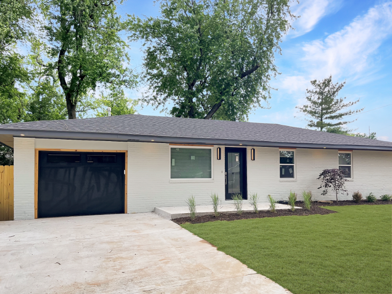 Bentonville House: 805 Sw 2nd Street