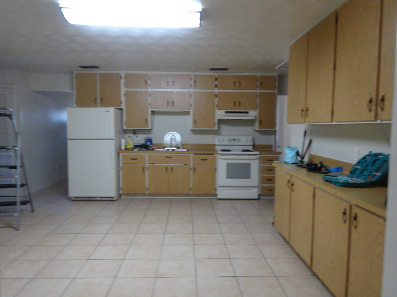 Melbourne House: 1086 Holland