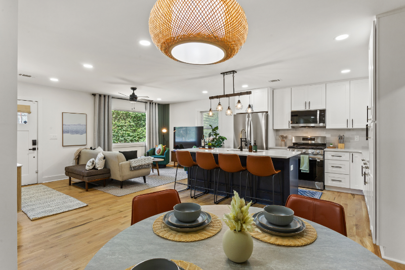 Decatur House: 3177 Beech Dr