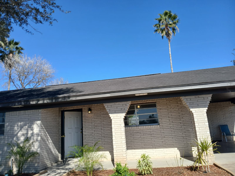 Edinburg House: 3107 E Monte Cristo Rd