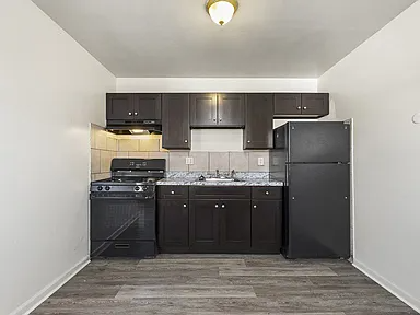 Philadelphia Apartment: 921 W Spencer St