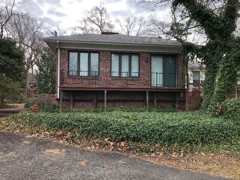 Chester House: 11500 Elmwood Ln