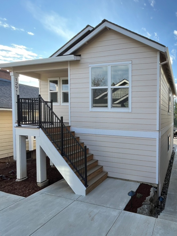 Happy Valley House: 12911 SE Ridgecrest Rd