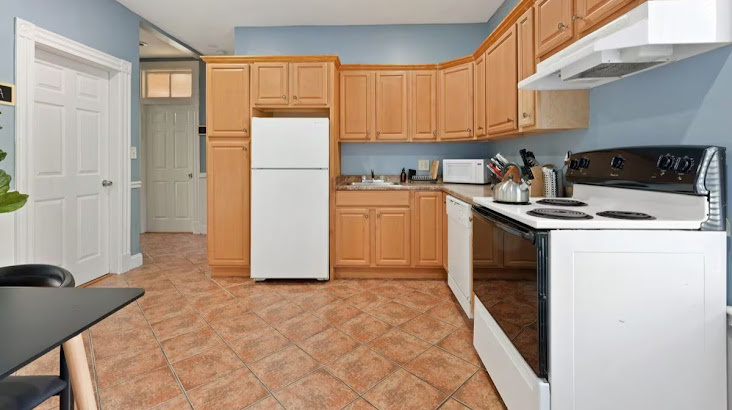 Boston Multiplex: 101 1/2 Calumet