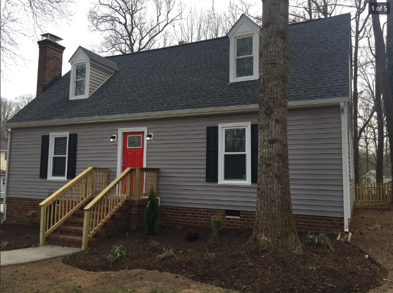 Midlothian House: 12311 Deerhurst Dr