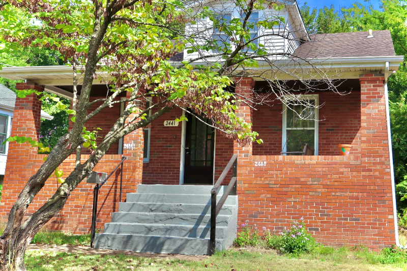 Saint Louis House: 2441 Hord Ave,