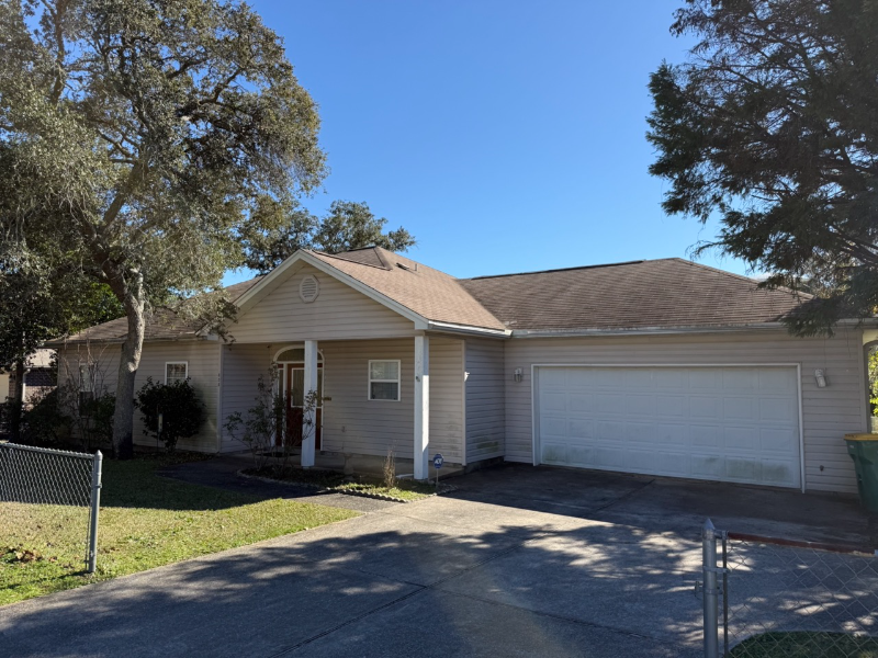 Fort Walton Beach House: 808 Lark Street