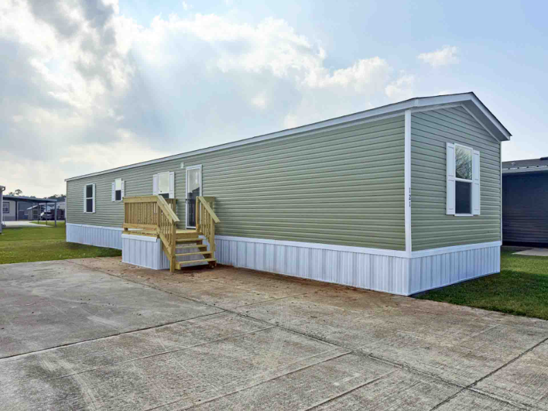 Sulphur Multiplex: 3550 Carlyss Dr Lot