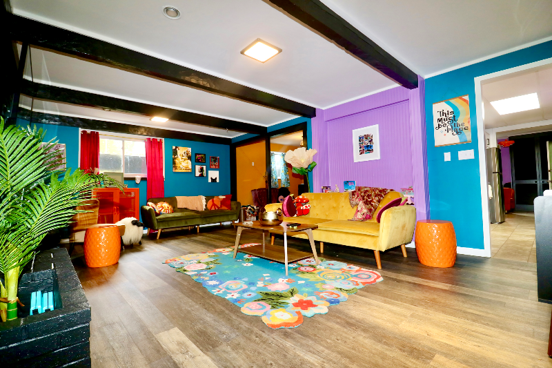 Annapolis Multiplex: 17 Elliott Rd