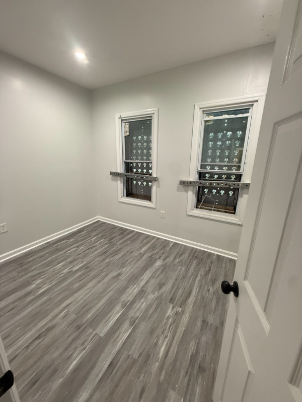 Newark Multiplex: 727 S10th Street