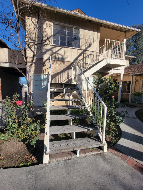 Van Nuys Multiplex: 7258 Allott Ave