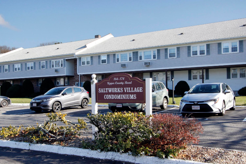 Dennis Port Condo: 174 Upper County Rd