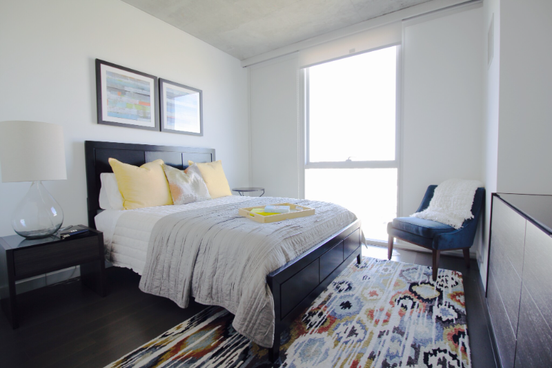 Chicago Apartment: 649 W Division