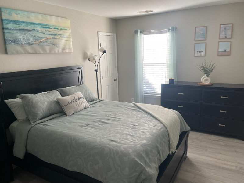 Charlotte House: 5235 Grays Ridge DR