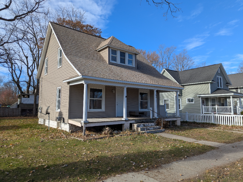 Hastings House: 518 N Hanover St