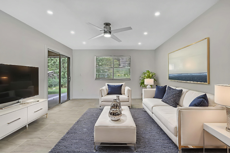 Crystal River Apartment: 10931 w tidewater cir