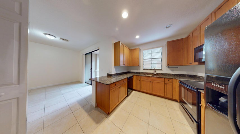 Delray Beach Townhome: 235 W Chrystie Circle