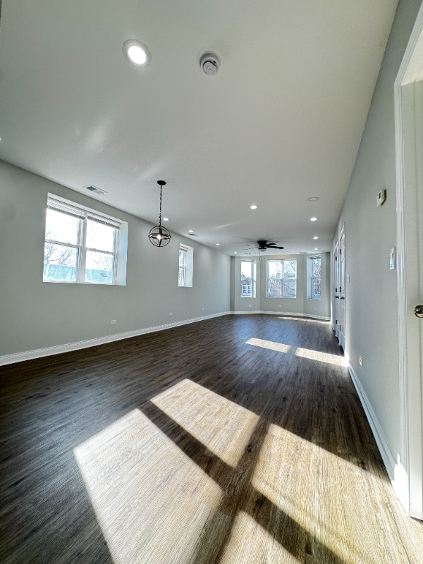 Chicago Multiplex: 6807 S Paulina St,